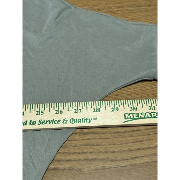 Chico's Size Small Women's Blouse Green Lightweight Career Modern Office City‎ - Picture 5 of 11